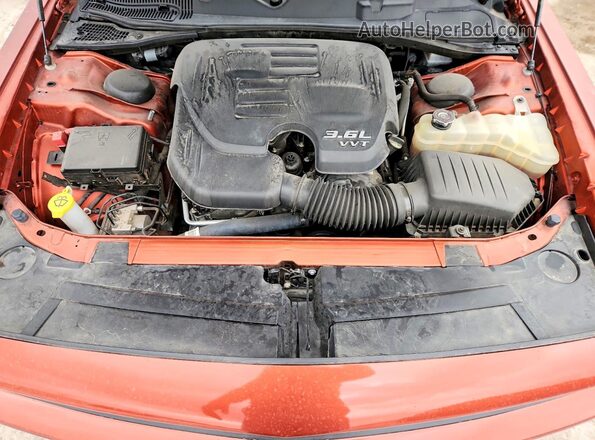 2C3CDZJG9LH214989 2020 DODGE CHALLENGER Orange Widok wnętrza z tyłu