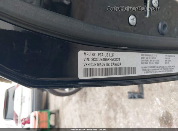 2C3CDZKG6PH563421 2023 DODGE CHALLENGER Черный Вид подкапотного пространства