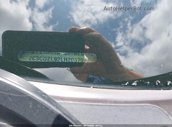 2C3CDZL92LH205792 2020 DODGE CHALLENGER Серебряный Вид подкапотного пространства