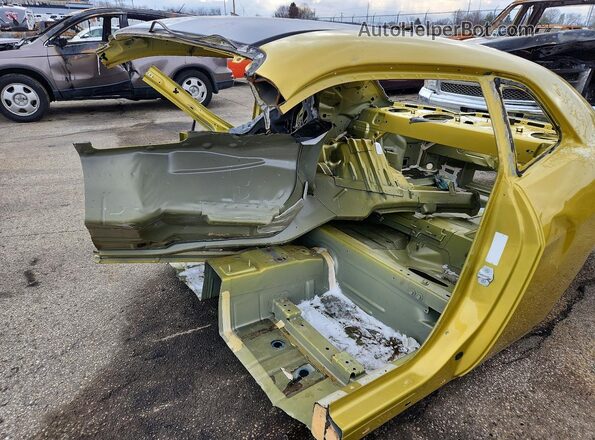 2C3CDZL92MH567428 2021 DODGE CHALLENGER Green Widok wnętrza z przodu