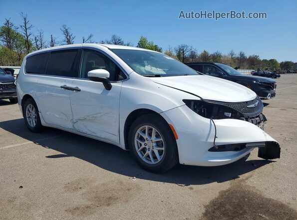 2C4RC1AG9LR121488 2020 CHRYSLER VOYAGER Белый Передняя правая четверть