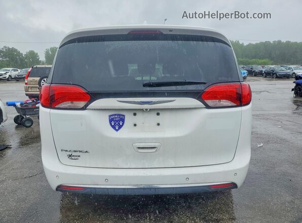 2C4RC1BG0JR187133 2018 CHRYSLER PACIFICA White Vista trasera