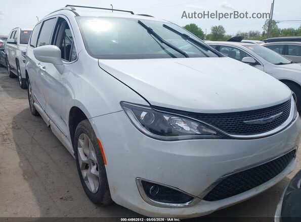 2C4RC1BG0JR312101 2018 CHRYSLER PACIFICA Белый Передняя правая четверть