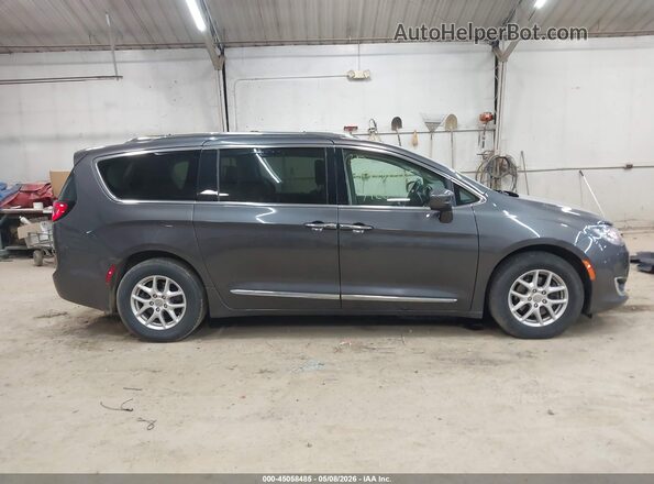 2C4RC1BG0LR192402 2020 CHRYSLER PACIFICA Серый Вид задней части салона