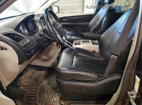 2C4RC1BG2GR207620 2016 CHRYSLER TOWN Gray წინა სალონის ხედი