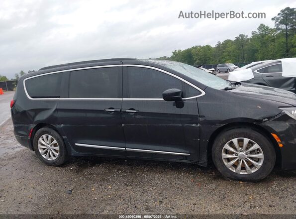 2C4RC1BG2HR710632 2017 CHRYSLER PACIFICA Серый Вид задней части салона