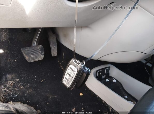 2C4RC1BG2JR124390 2018 CHRYSLER PACIFICA Черный Вид панели приборов