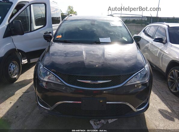 2C4RC1BG2JR124390 2018 CHRYSLER PACIFICA Черный Вид щитка приборов
