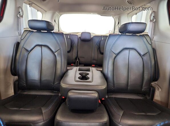 2C4RC1BG2MR559656 2021 CHRYSLER PACIFICA Бордовый Вид задних сидений