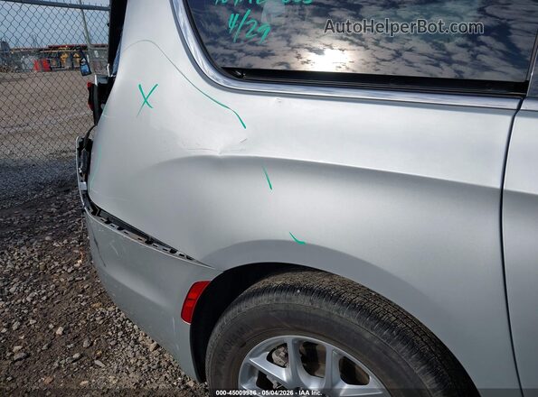 2C4RC1BG2PR536639 2023 CHRYSLER PACIFICA Silver 