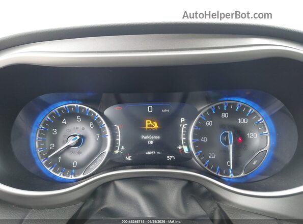 2C4RC1BG2PR557555 2023 CHRYSLER PACIFICA Silver Vista de los asientos traseros