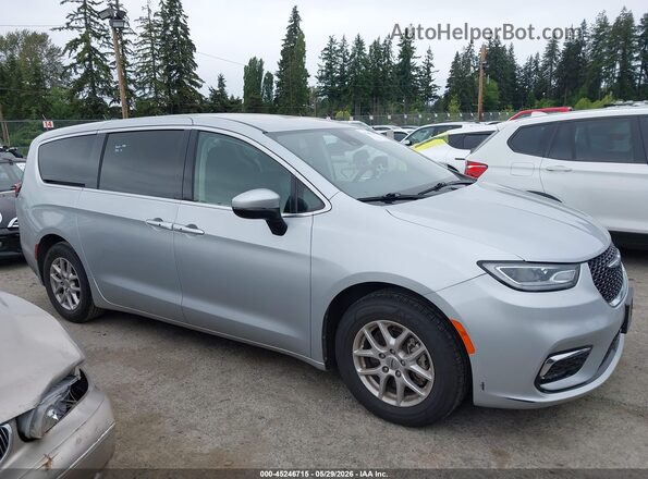 2C4RC1BG2PR557555 2023 CHRYSLER PACIFICA Silver Vista interior trasera