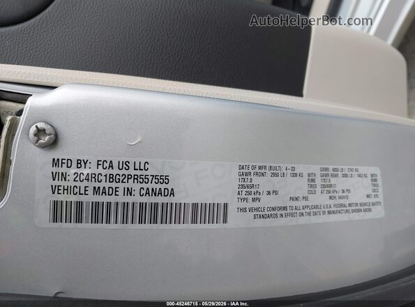 2C4RC1BG2PR557555 2023 CHRYSLER PACIFICA Silver Vista del compartimento del motor