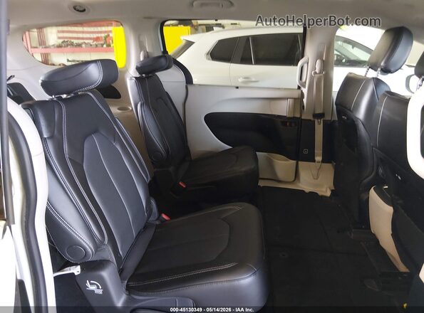 2C4RC1BG2RR112722 2024 CHRYSLER PACIFICA Белый Вид наклейки с VIN-кодом