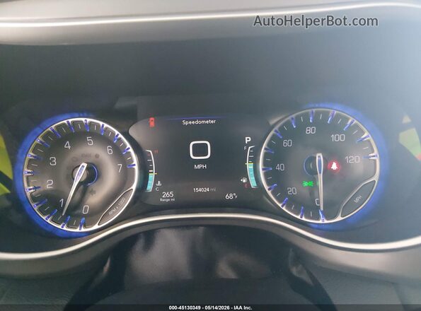 2C4RC1BG2RR112722 2024 CHRYSLER PACIFICA Белый Вид задних сидений