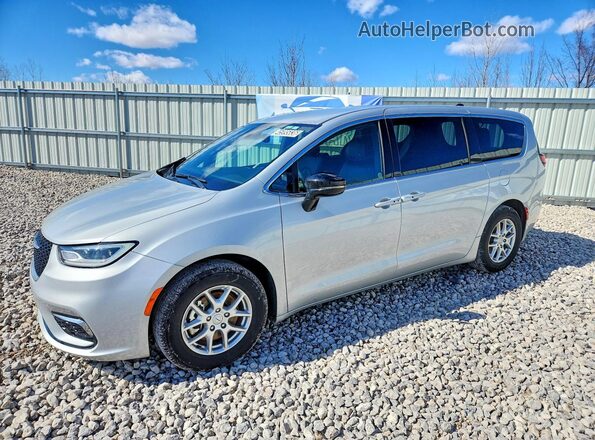 2C4RC1BG2TR168974 2026 CHRYSLER PACIFICA Silver Przód lewy