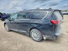 2018 Chrysler Pacifica Touring L Черный vin: 2C4RC1BG3JR124110