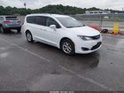 2018 Chrysler Pacifica Touring L White vin: 2C4RC1BG3JR312108