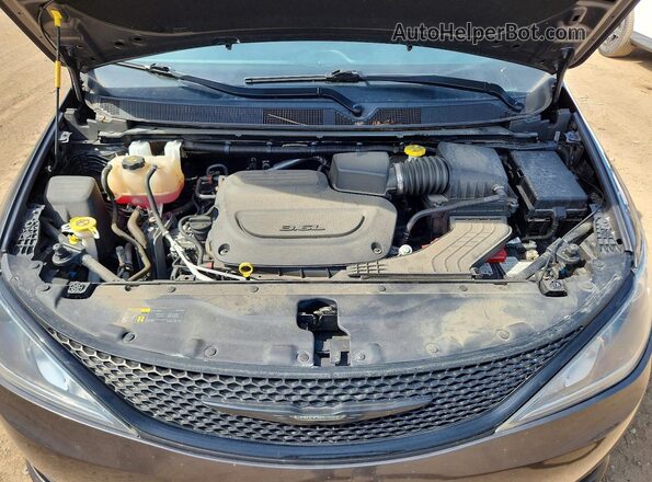 2C4RC1BG4LR129223 2020 CHRYSLER PACIFICA Gray Vista del compartimento del motor