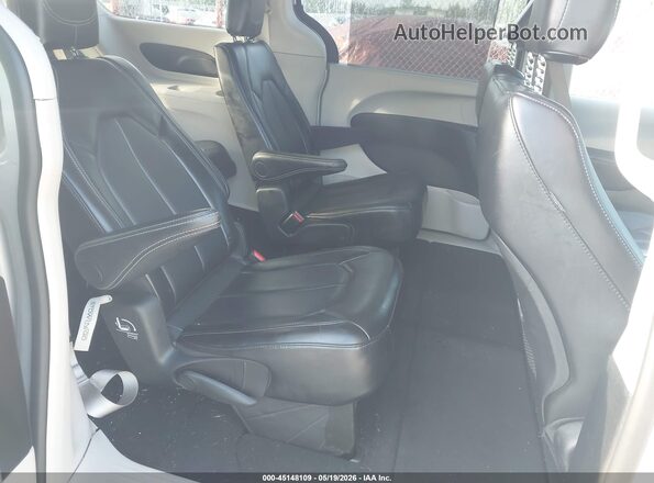 2C4RC1BG4RR146175 2024 CHRYSLER PACIFICA Серебряный Вид наклейки с VIN-кодом