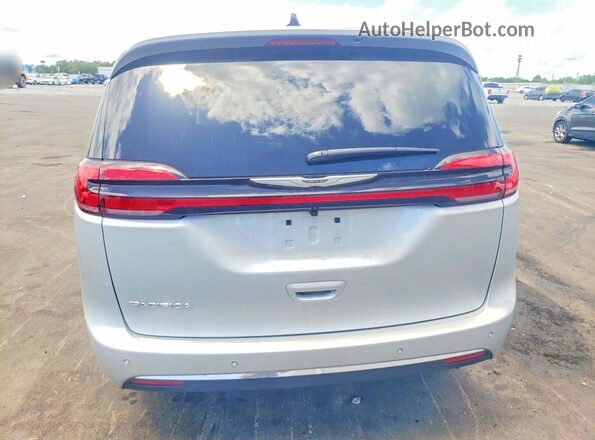 2C4RC1BG4TR191074 2026 CHRYSLER PACIFICA Silver Widok z tyłu