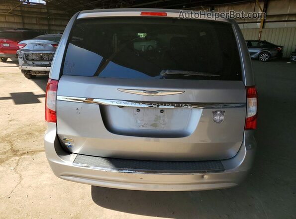 2C4RC1BG5GR229224 2016 CHRYSLER TOWN Серебряный Вид сзади
