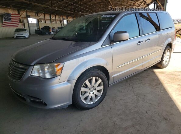 2C4RC1BG5GR229224 2016 CHRYSLER TOWN Серебряный Передняя левая четверть
