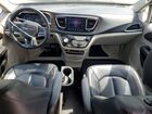 2017 Chrysler Pacifica Touring L Gray vin: 2C4RC1BG5HR535650