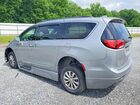 2017 Chrysler Pacifica Touring L Gray vin: 2C4RC1BG5HR535650