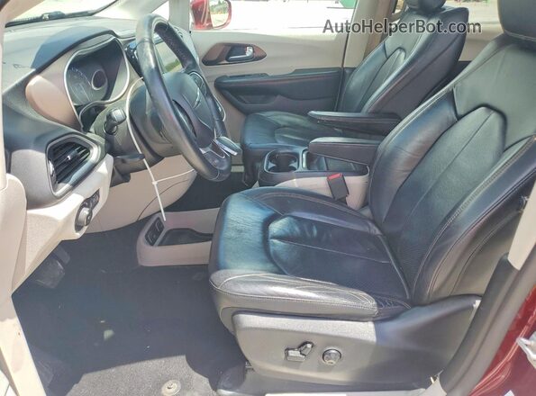 2C4RC1BG5JR237508 2018 CHRYSLER PACIFICA Red Widok wnętrza z przodu