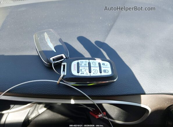 2C4RC1BG5JR330691 2018 CHRYSLER PACIFICA Синий Вид панели приборов