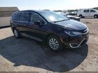 2019 Chrysler Pacifica Touring L Black vin: 2C4RC1BG5KR613304