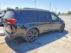 2018 Chrysler Pacifica Touring L Black vin: 2C4RC1BG6JR167176