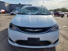 2018 Chrysler Pacifica Touring L Белый vin: 2C4RC1BG6JR211323