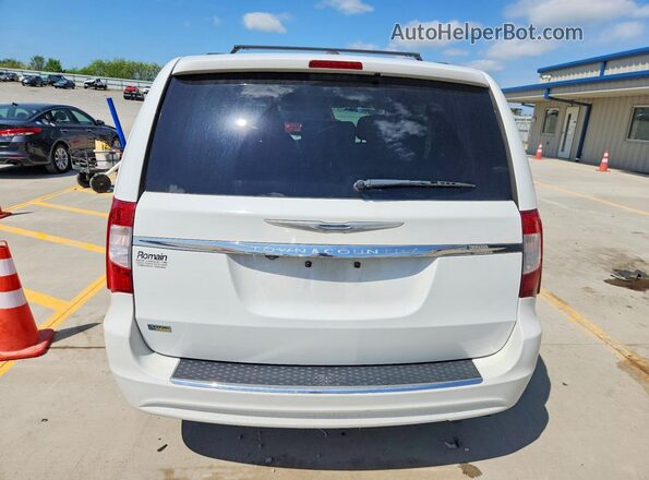 2C4RC1BG7GR298335 2016 CHRYSLER TOWN Белый Вид сзади