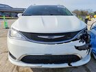 2020 Chrysler Pacifica Touring L White vin: 2C4RC1BG7LR275325