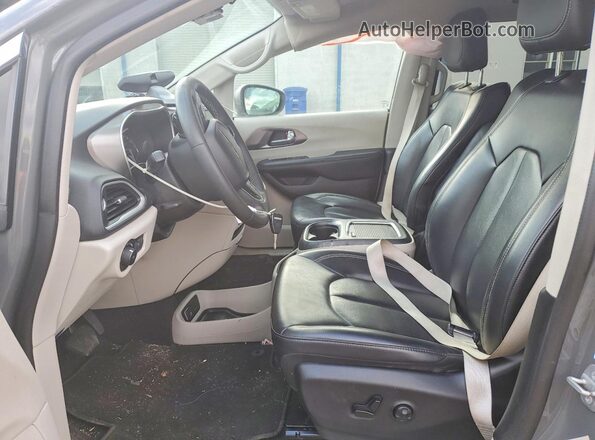 2C4RC1BG7PR557261 2023 CHRYSLER PACIFICA Gray წინა სალონის ხედი