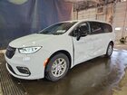 2026 Chrysler Pacifica Select White vin: 2C4RC1BG7TR260596 Damage: Left Front Fender, Severe Damage, Replacement Required