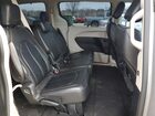 2017 Chrysler Pacifica Touring L Silver vin: 2C4RC1BG8HR511889