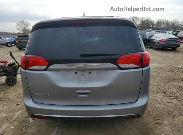 2C4RC1BG8HR511889 2017 CHRYSLER PACIFICA Silver Widok z tyłu