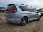 2017 Chrysler Pacifica Touring L Silver vin: 2C4RC1BG8HR511889