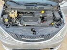 2017 Chrysler Pacifica Touring L Silver vin: 2C4RC1BG8HR511889