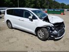2023 Chrysler Pacifica Touring L White vin: 2C4RC1BG8PR526522