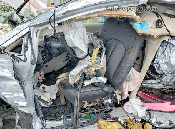 2C4RC1BG8RR139357 2024 CHRYSLER PACIFICA Silver Front interior view