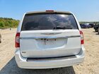 2016 Chrysler Town & Country Touring White vin: 2C4RC1BG9GR188161