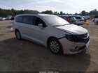2017 Chrysler Pacifica Touring-l White vin: 2C4RC1BG9HR795355