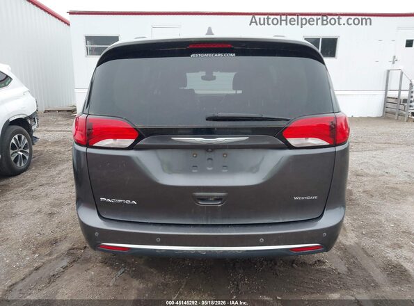2C4RC1BG9HR810470 2017 CHRYSLER PACIFICA Серый 