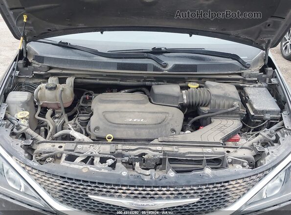 2C4RC1BG9HR810470 2017 CHRYSLER PACIFICA Серый Вид сзади