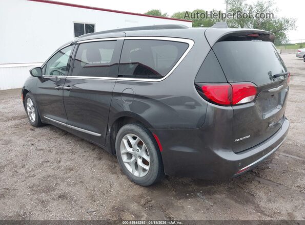 2C4RC1BG9HR810470 2017 CHRYSLER PACIFICA Серый Задняя левая четверть