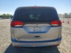 2018 Chrysler Pacifica Touring L Silver vin: 2C4RC1BG9JR322738
